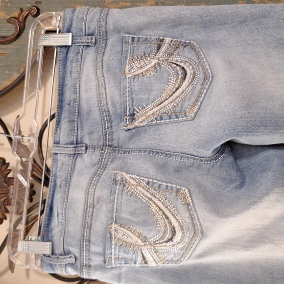 No Boundaries Boot Cut Jeans Size 5. Excellent Condition - Picture 8 of 10